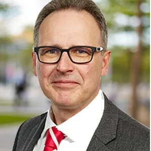Dr Kevin Stannard