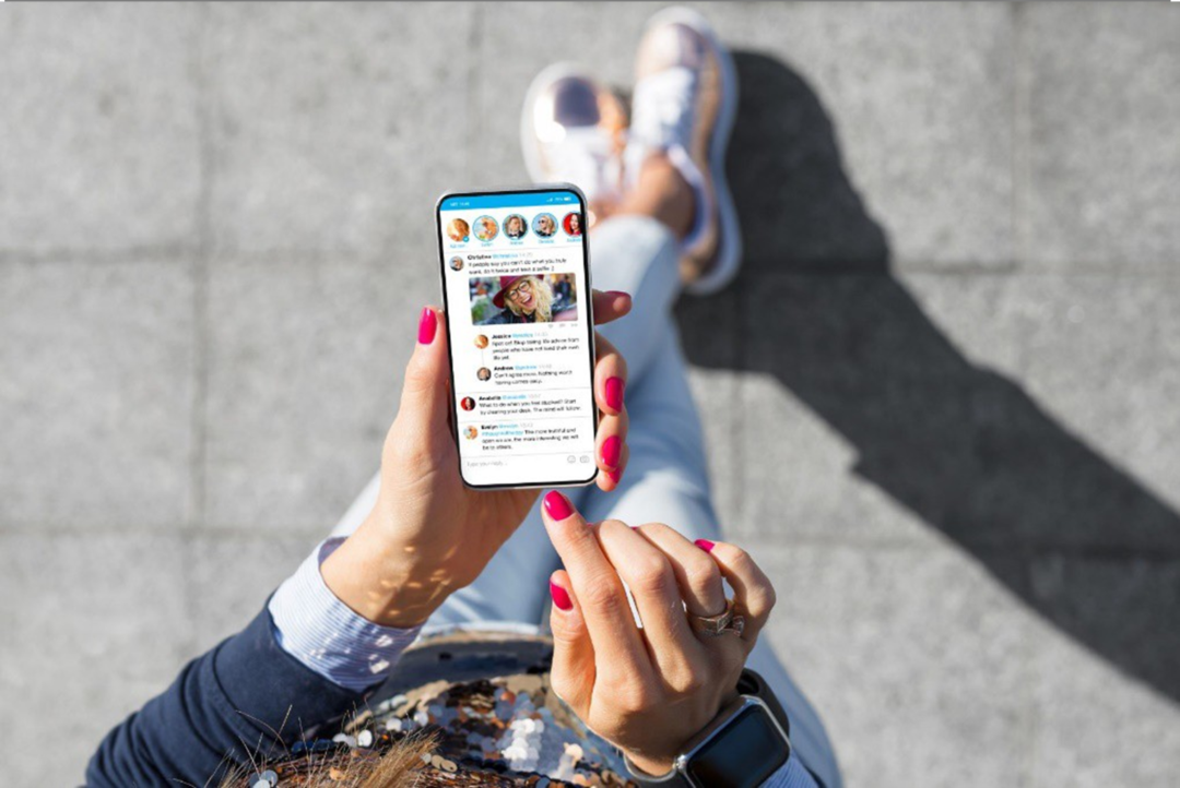 The impact of the use of social media on women and girls